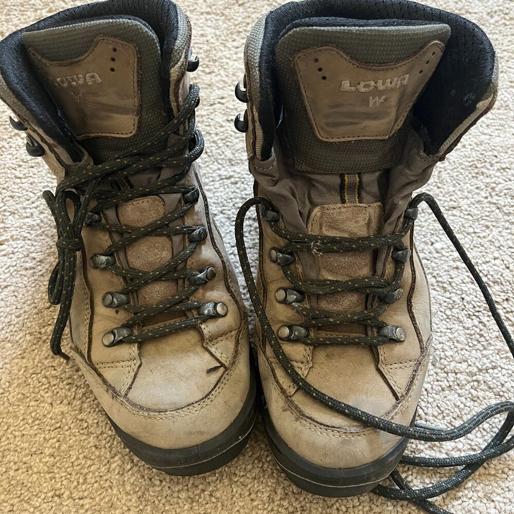 Lowa Hiking boots